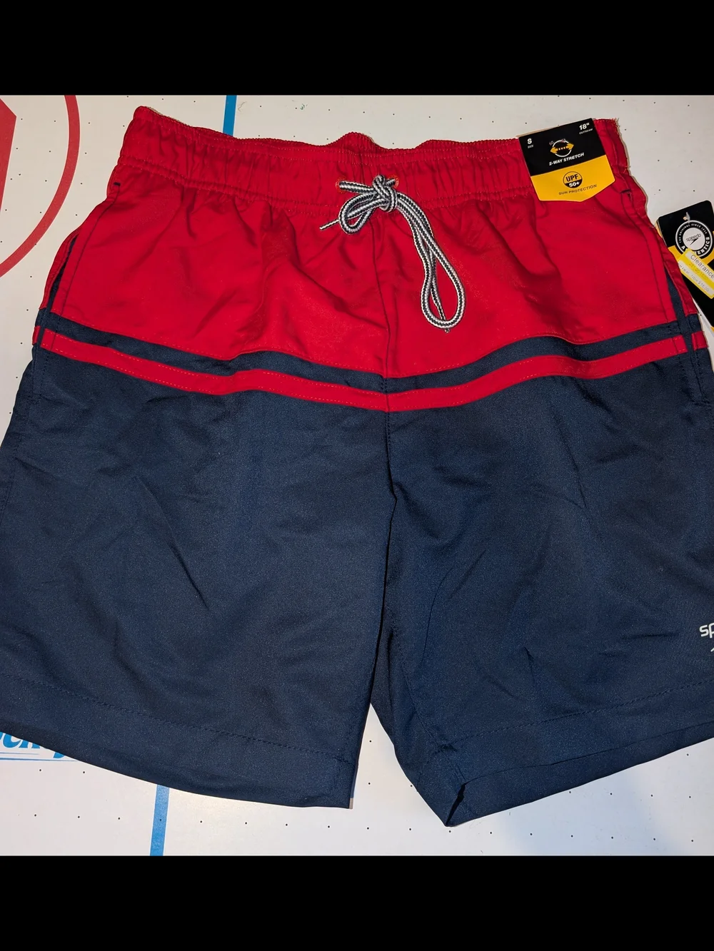 New Speedo Men's Swim Trunks Red Blue Color block 18